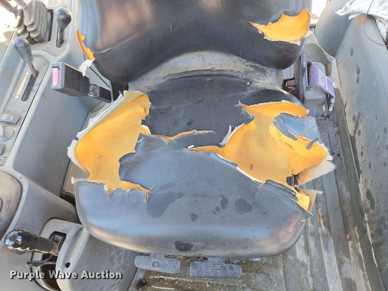 image for item EJ8721 2004 Caterpillar 416D backhoe