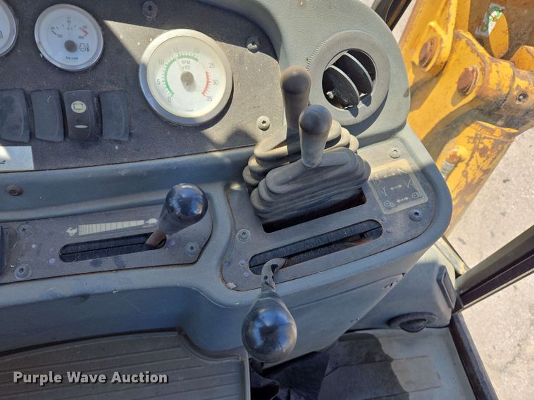 image for item EJ8721 2004 Caterpillar 416D backhoe