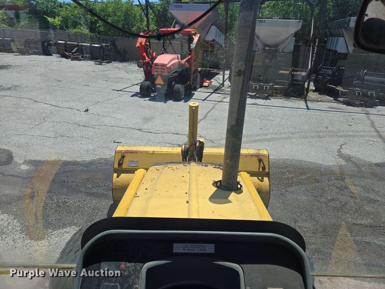 image for item EJ8721 2004 Caterpillar 416D backhoe