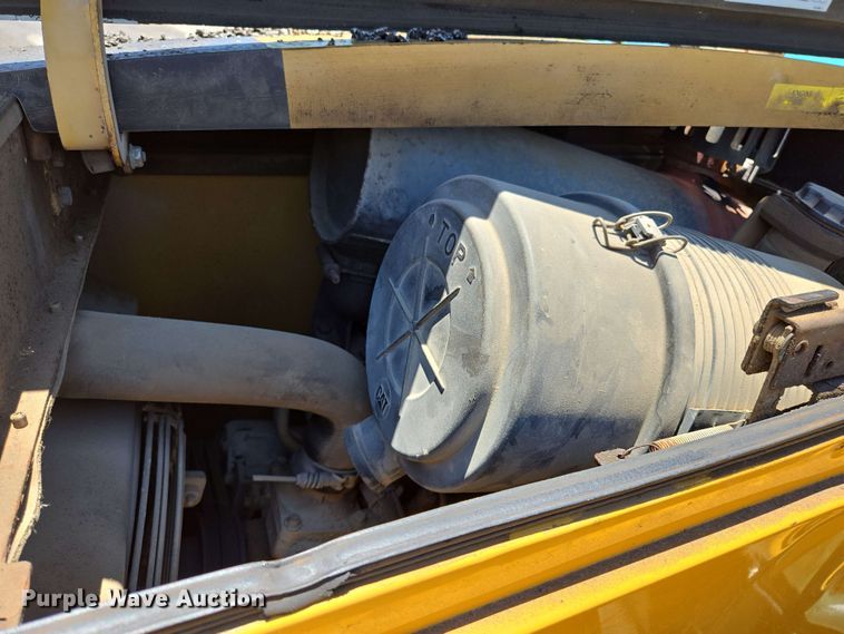 image for item EJ8721 2004 Caterpillar 416D backhoe