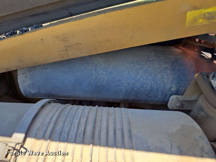 image for item EJ8721 2004 Caterpillar 416D backhoe