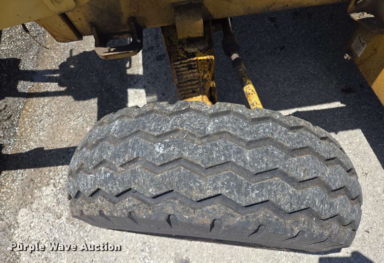 image for item EJ8721 2004 Caterpillar 416D backhoe