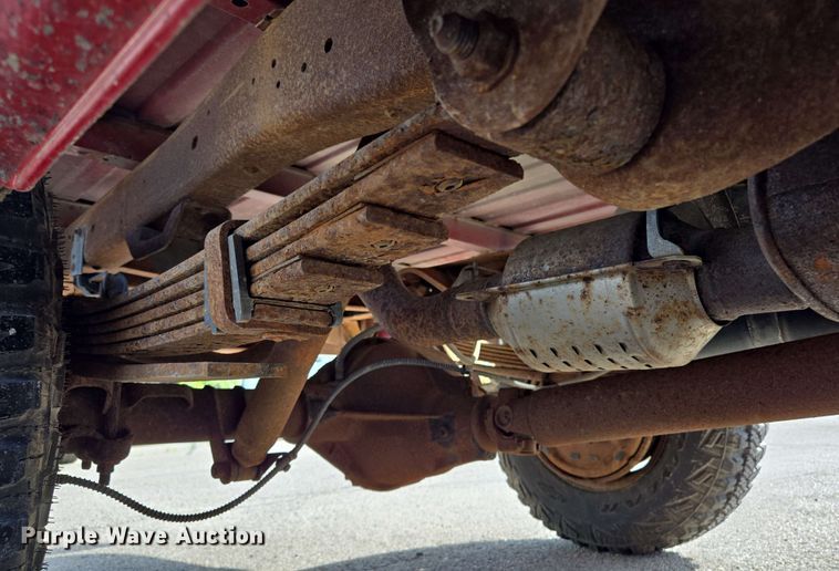 image for item EJ8724 1988 Chevrolet K3500 pickup truck