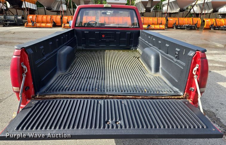 image for item EJ8724 1988 Chevrolet K3500 pickup truck