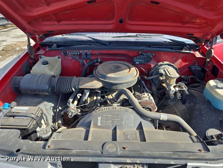 image for item EJ8724 1988 Chevrolet K3500 pickup truck