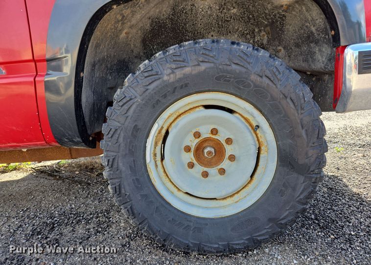 image for item EJ8724 1988 Chevrolet K3500 pickup truck