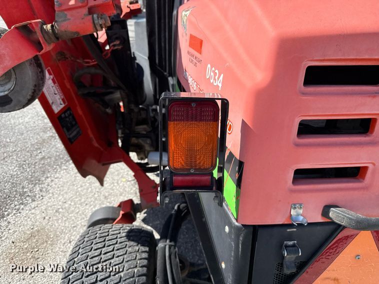 image for item EJ8727 2006 Jacobsen HR9016 lawn mower