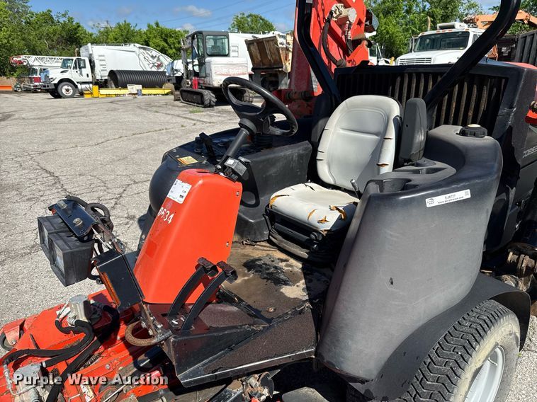 image for item EJ8727 2006 Jacobsen HR9016 lawn mower