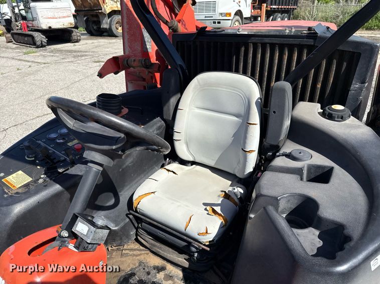 image for item EJ8727 2006 Jacobsen HR9016 lawn mower