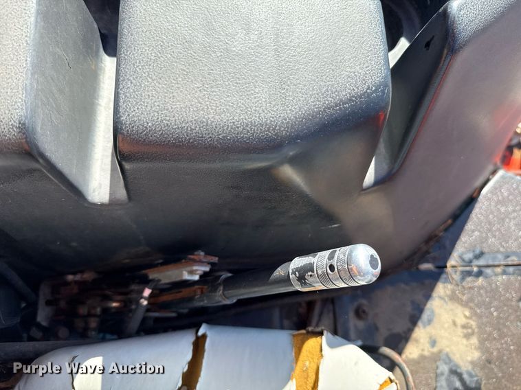 image for item EJ8727 2006 Jacobsen HR9016 lawn mower