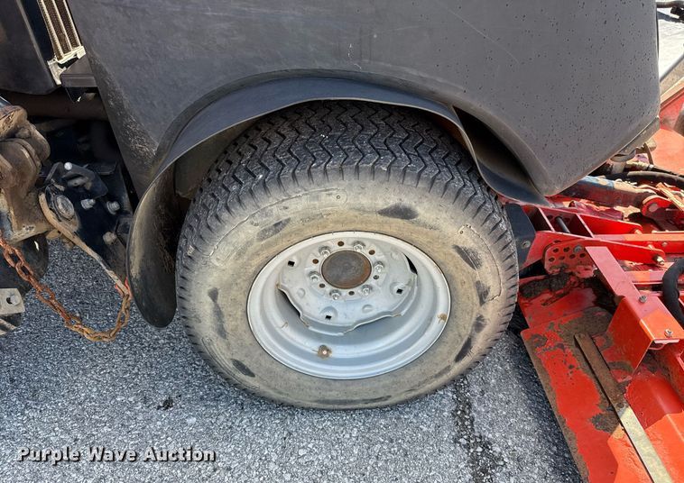 image for item EJ8727 2006 Jacobsen HR9016 lawn mower