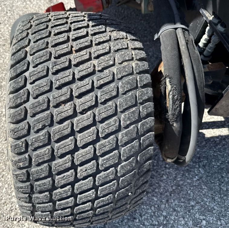 image for item EJ8727 2006 Jacobsen HR9016 lawn mower