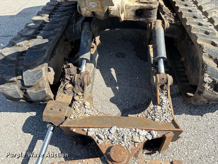 image for item EJ8729 2009 Bobcat 337G mini excavator