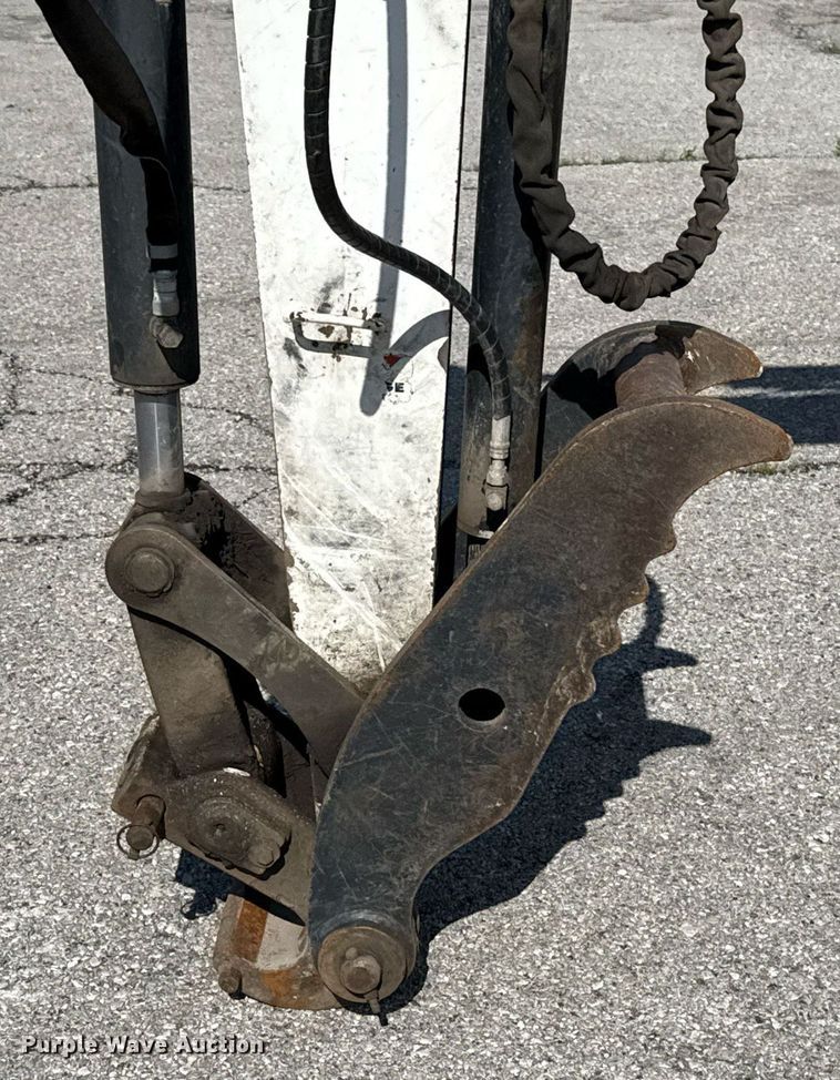 image for item EJ8729 2009 Bobcat 337G mini excavator