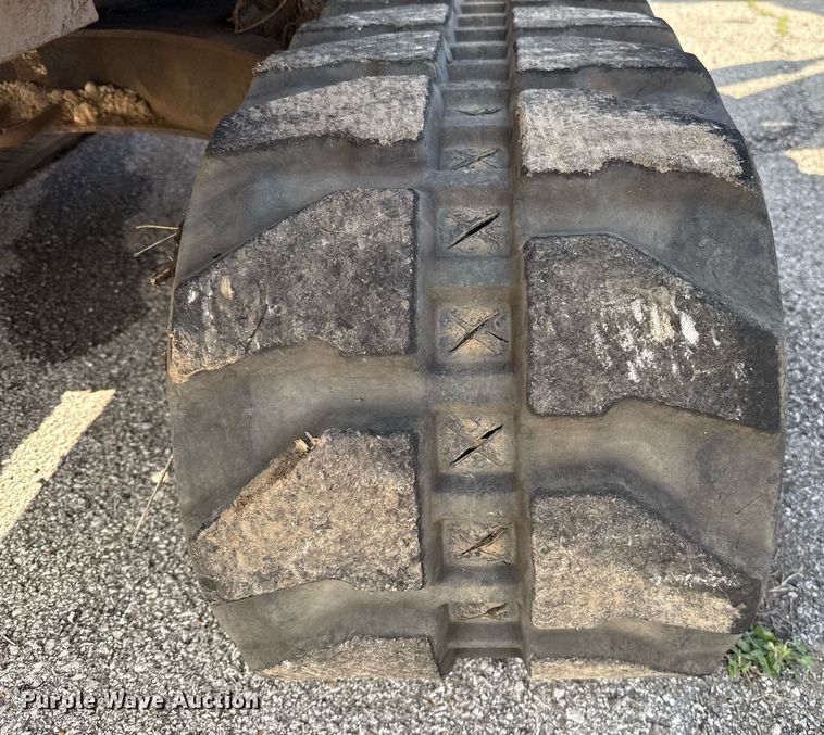 image for item EJ8729 2009 Bobcat 337G mini excavator