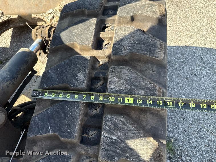 image for item EJ8729 2009 Bobcat 337G mini excavator