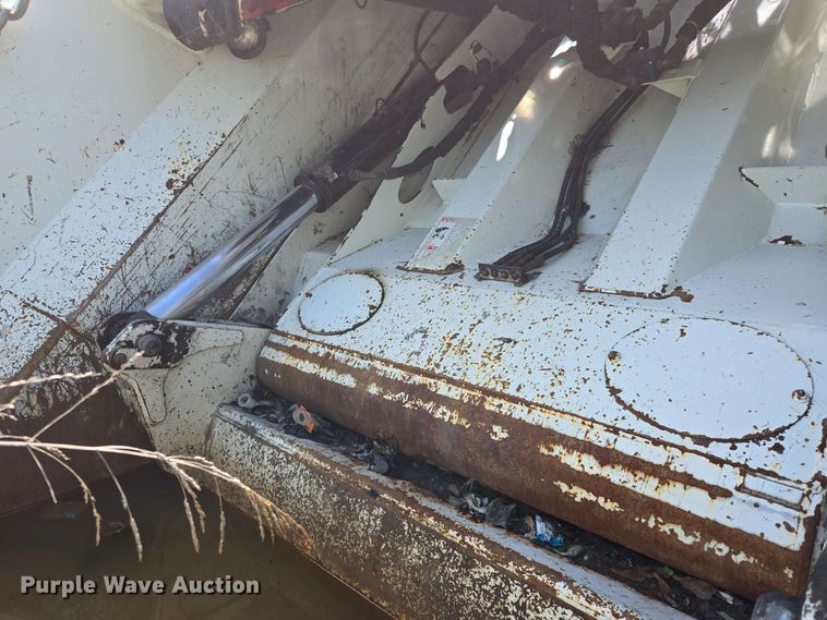 image for item EJ8730 2016 International 7400 refuse truck