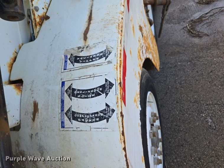 image for item EJ8730 2016 International 7400 refuse truck