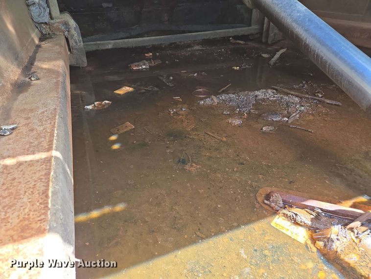 image for item EJ8730 2016 International 7400 refuse truck