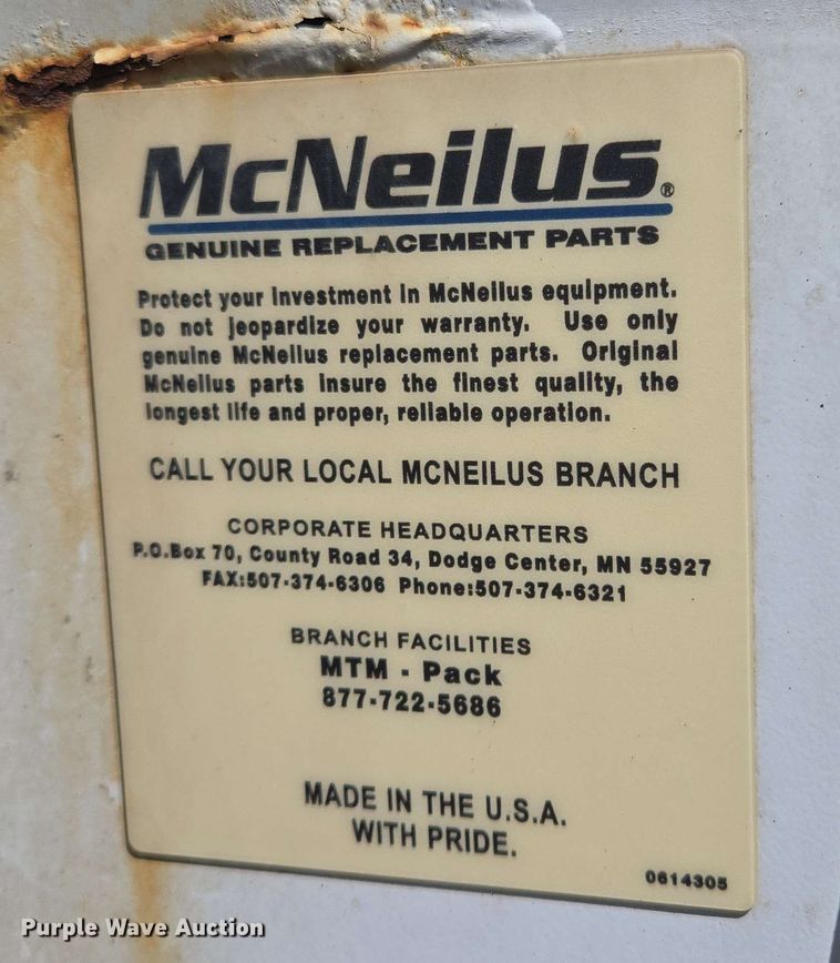 image for item EJ8730 2016 International 7400 refuse truck