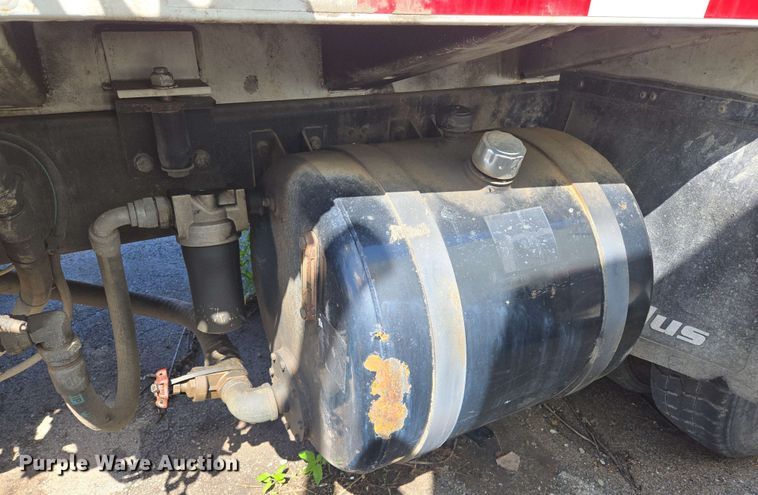 image for item EJ8730 2016 International 7400 refuse truck