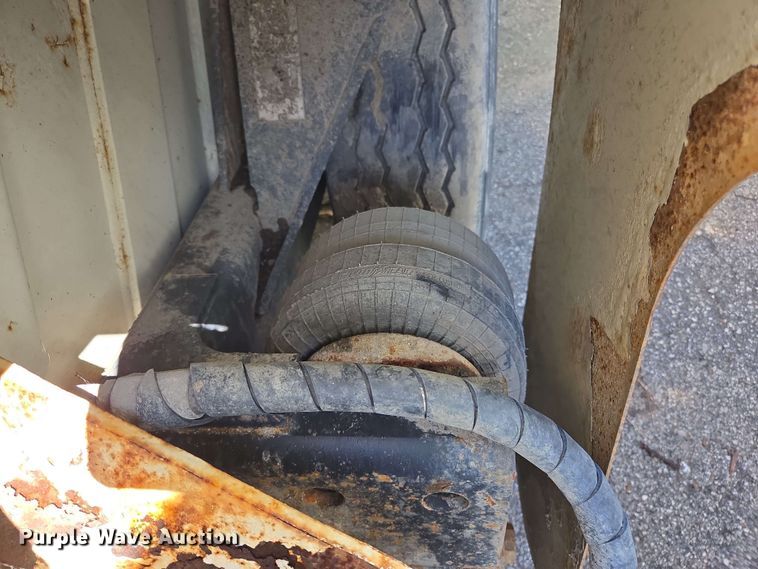 image for item EJ8730 2016 International 7400 refuse truck