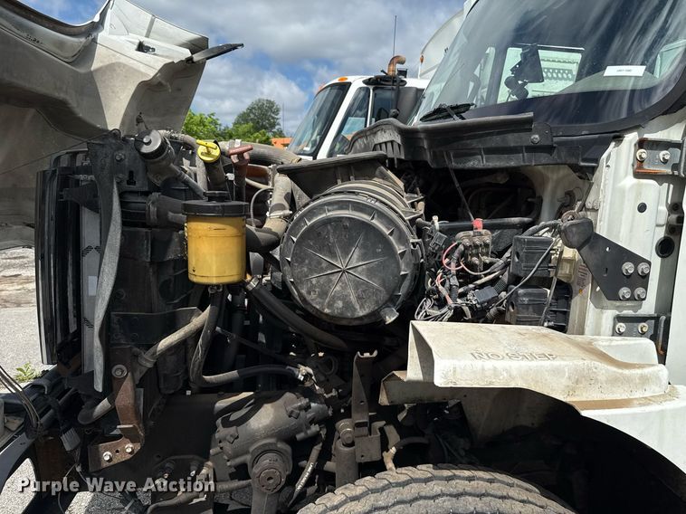 image for item EJ8731 2016 International 7400  refuse truck