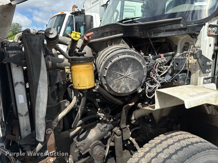 image for item EJ8731 2016 International 7400  refuse truck