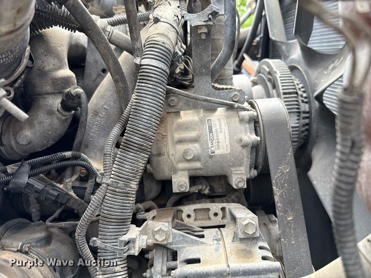 image for item EJ8731 2016 International 7400  refuse truck