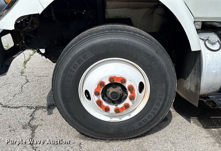 image for item EJ8731 2016 International 7400  refuse truck