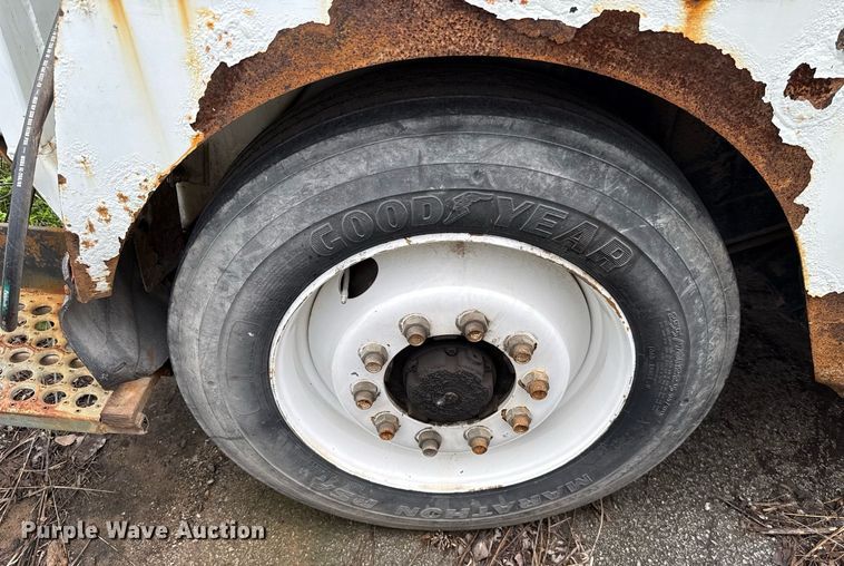 image for item EJ8731 2016 International 7400  refuse truck