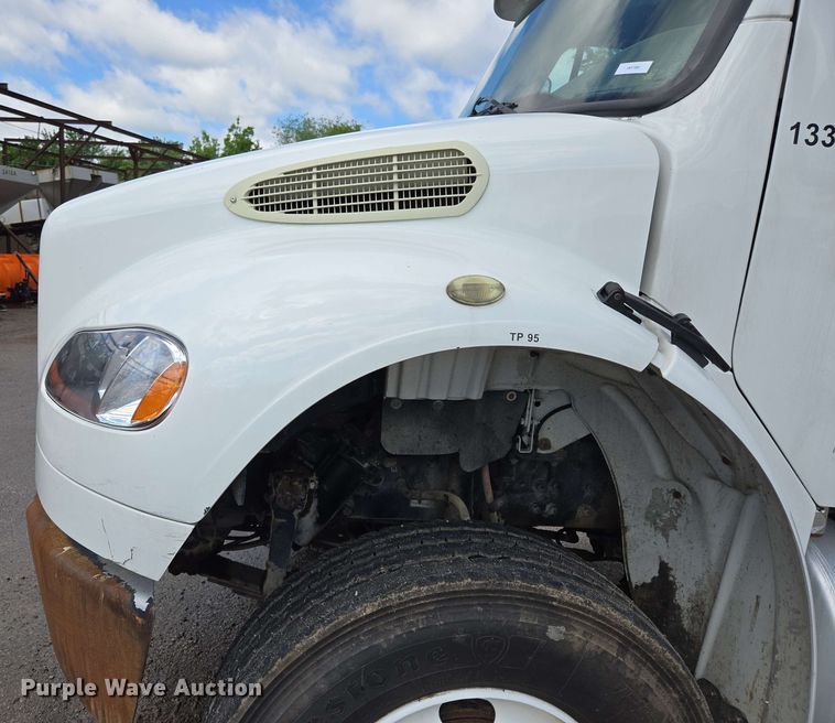 image for item EJ8732 2013 Freightliner Business Class M2 refuse truck