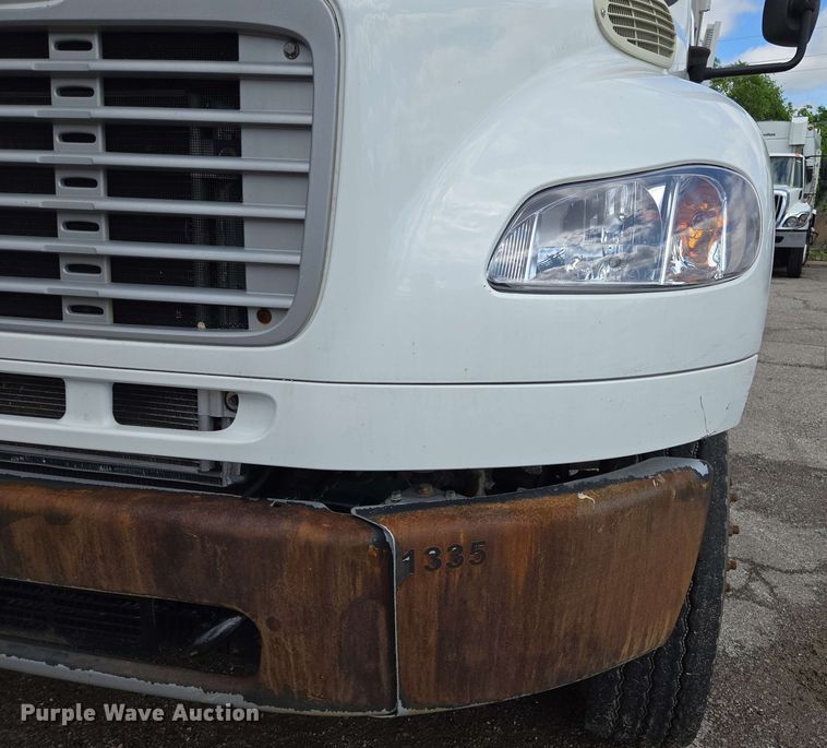 image for item EJ8732 2013 Freightliner Business Class M2 refuse truck