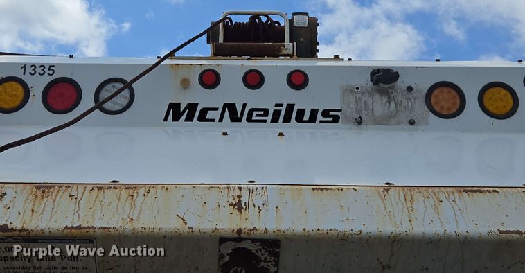 image for item EJ8732 2013 Freightliner Business Class M2 refuse truck