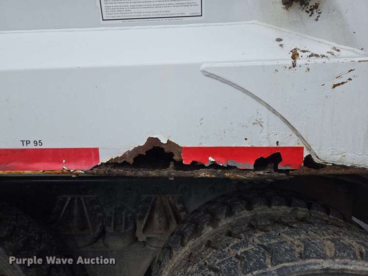 image for item EJ8732 2013 Freightliner Business Class M2 refuse truck