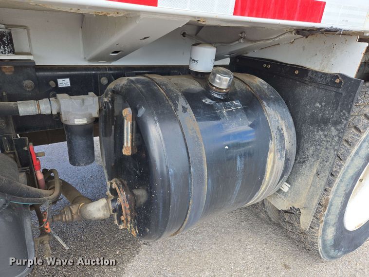 image for item EJ8732 2013 Freightliner Business Class M2 refuse truck