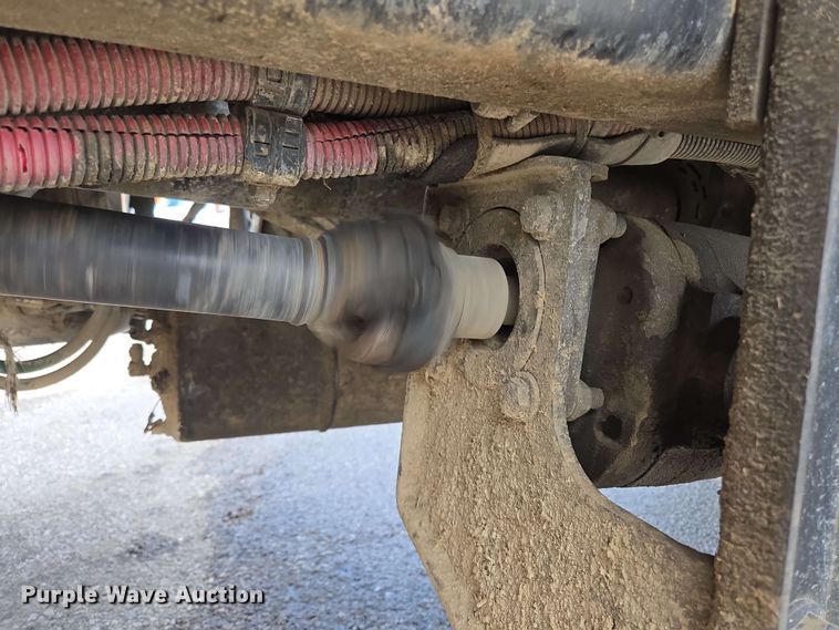 image for item EJ8732 2013 Freightliner Business Class M2 refuse truck