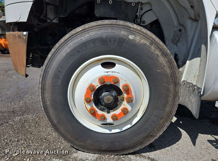 image for item EJ8732 2013 Freightliner Business Class M2 refuse truck