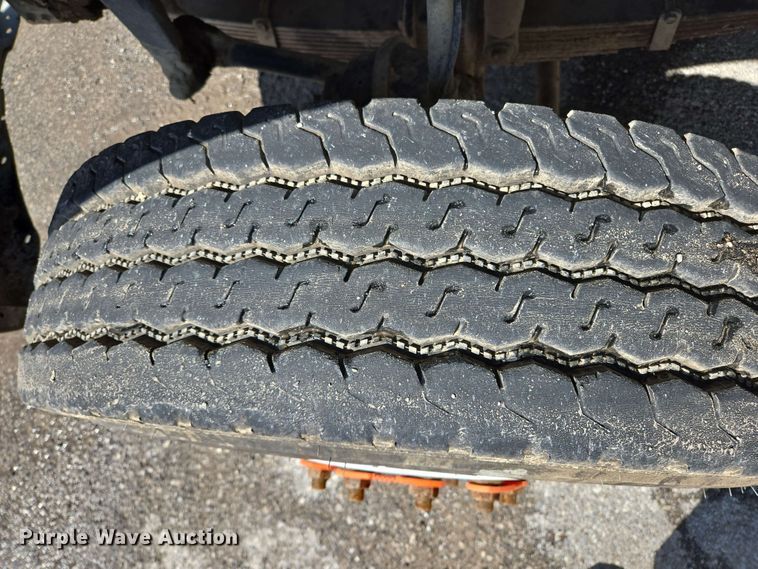 image for item EJ8732 2013 Freightliner Business Class M2 refuse truck