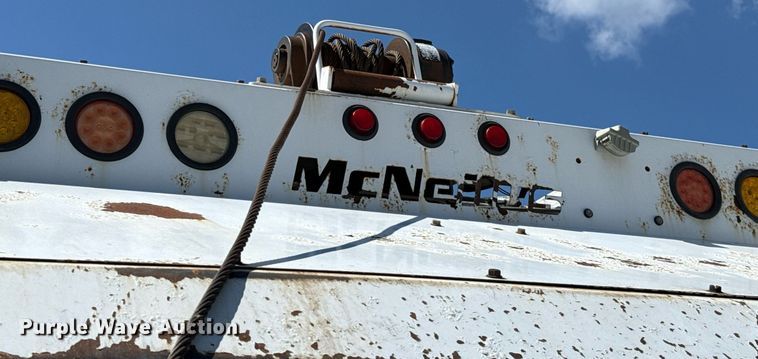 image for item EJ8733 2011 Freightliner Business Class M2 refuse truck