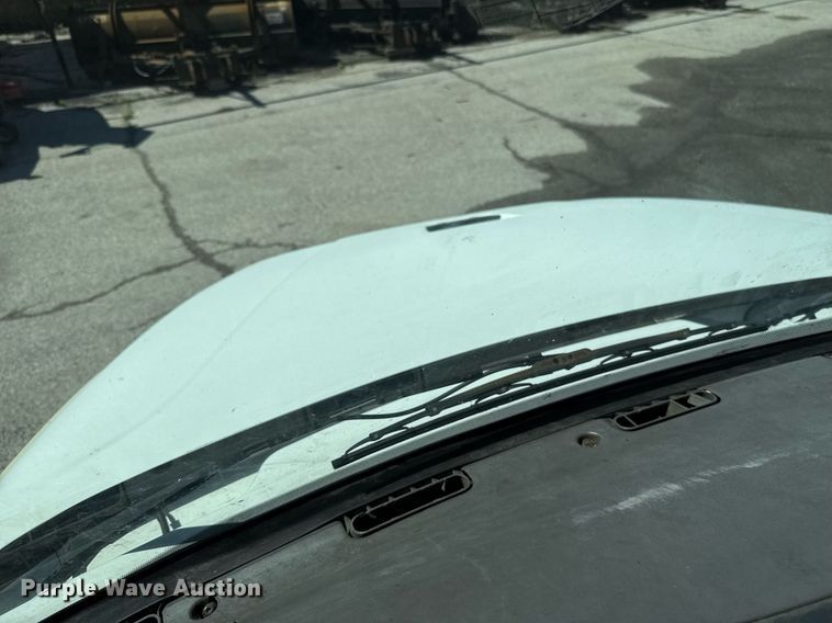 image for item EJ8733 2011 Freightliner Business Class M2 refuse truck