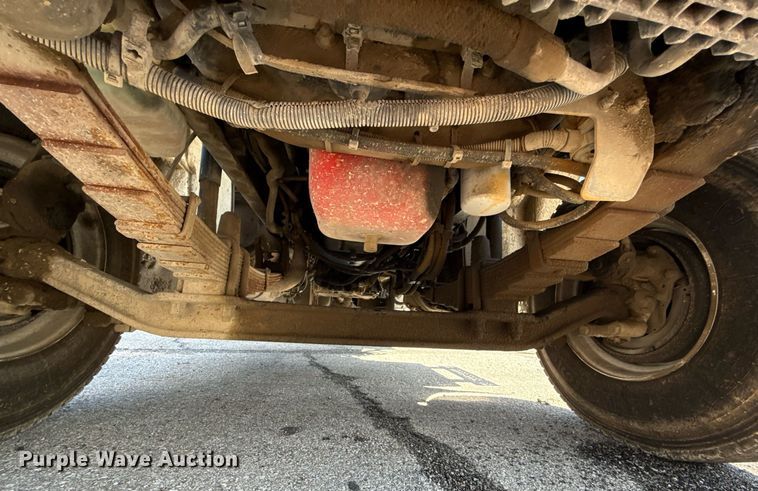 image for item EJ8733 2011 Freightliner Business Class M2 refuse truck