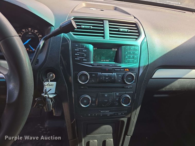 image for item EJ8734 2016 Ford Explorer Police Interceptor SUV