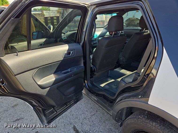 image for item EJ8734 2016 Ford Explorer Police Interceptor SUV