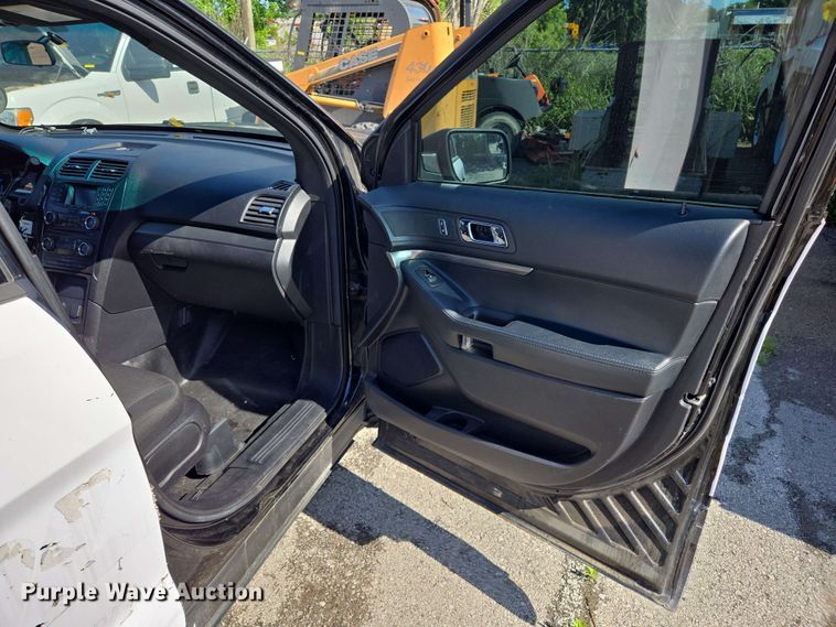 image for item EJ8734 2016 Ford Explorer Police Interceptor SUV