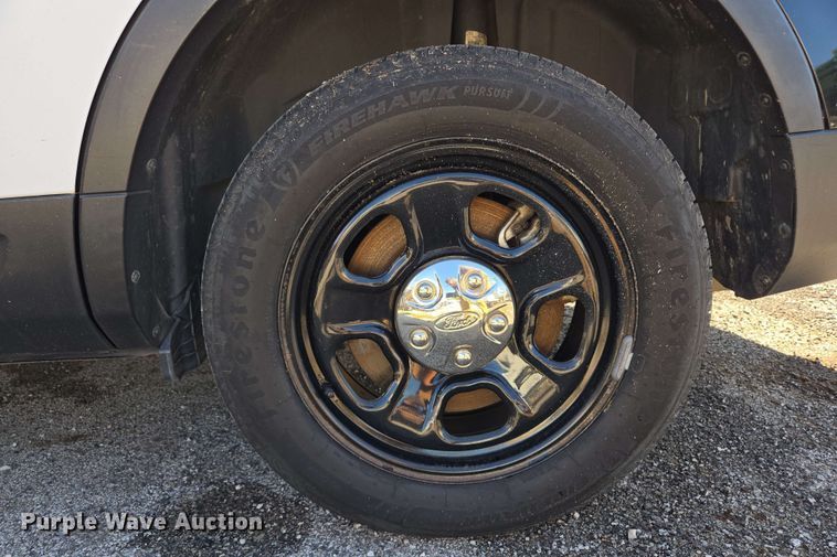 image for item EJ8734 2016 Ford Explorer Police Interceptor SUV