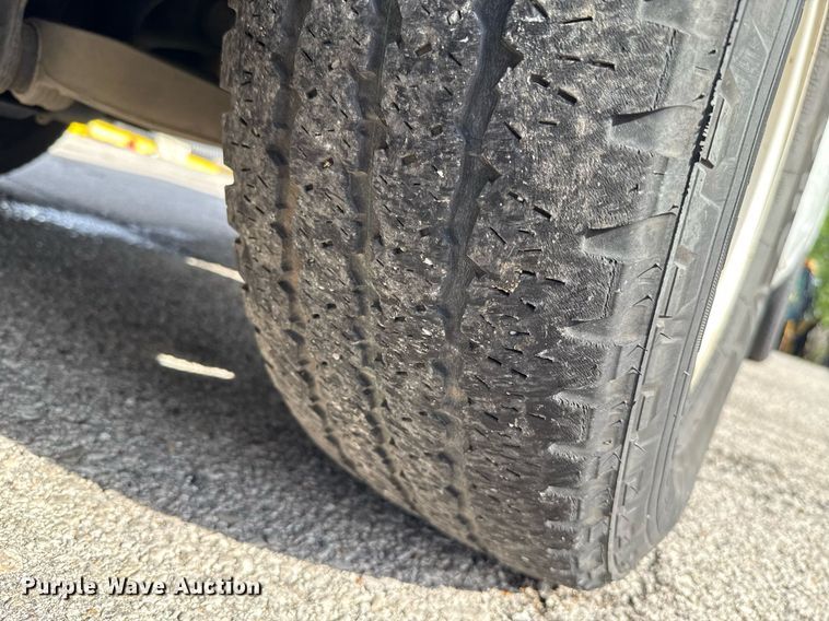 image for item EJ8735 2014 Dodge Ram 1500 Quad Cab pickup truck