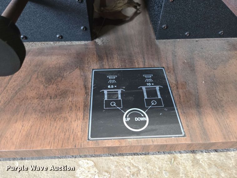 image for item EJ8737 Police equipment