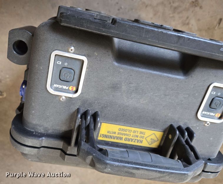 image for item EJ8737 Police equipment