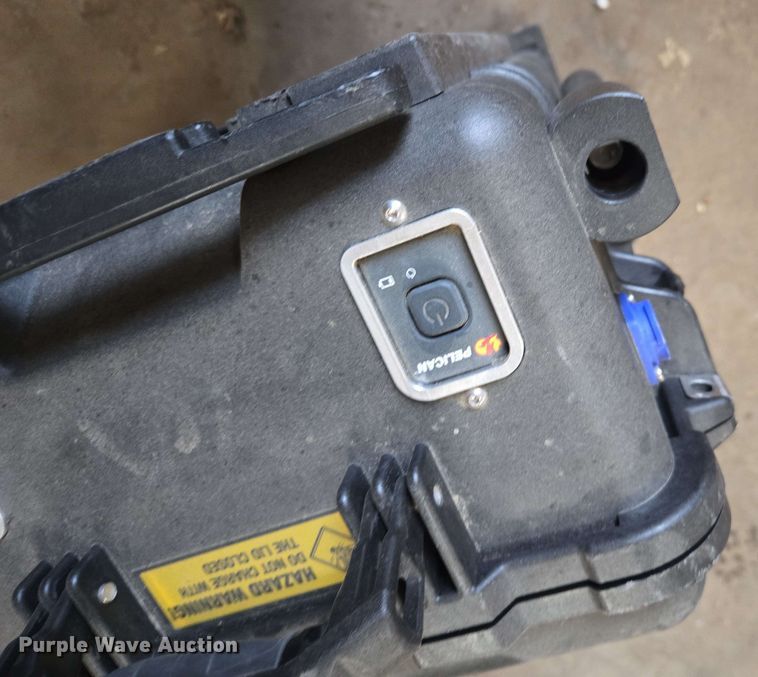 image for item EJ8737 Police equipment